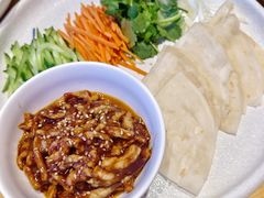 -关东小磨东北菜(上海长风大悦城店)