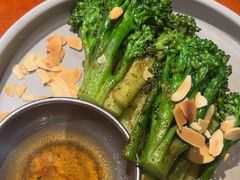 -SHAN山(前滩太古里店)