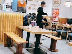 大堂-北往西·西安油泼面(万德庄店)