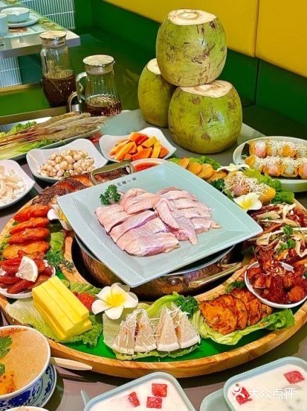 🌴【三亚美食探店大揭秘】王校长私藏的椰香秘密