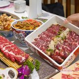 午休时间🥩从工位上转战到木偶剧院，只为你的性价比。
