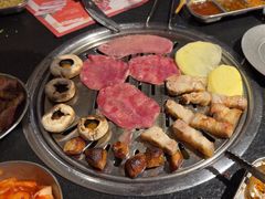 -炽城·烤肉名家(鸿达中央广场店)
