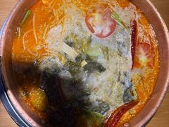 -洱火云南酸菜牛肉火锅(石景山当代商城店)