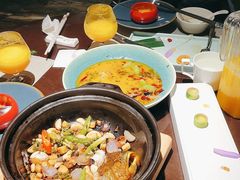 -江上荟·创意中国菜(绿地缤纷城店)