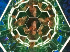 -上海梵高星空艺术馆(南京路旗舰店)