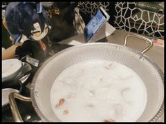 -捞王锅物料理(上海世茂广场店)