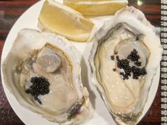 -广州万富希尔顿酒店·感趣自助餐厅·金秋蟹宴生蚝海鲜刺身