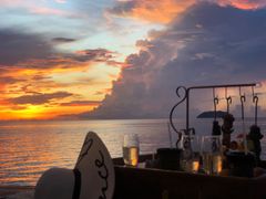 -Sunset Bar(丹绒亚路香格里拉店)