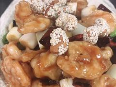 宫保虾仁-悦百味·品质川菜(橄榄郡店)