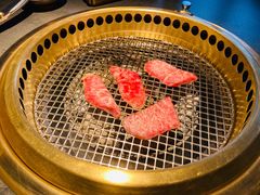 -铭牛烧肉·和牛海鲜自助(高新月牙湖店)