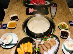 -捞王锅物料理(上海世茂广场店)