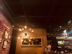 -拉亚汉堡经典餐厅(商城路店)
