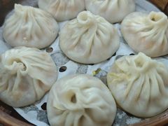 -莱莱小笼·乔艾