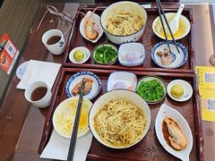 -百年老字号·观振兴蟹黄面·三虾面·苏式面(观前街富仁坊巷店)