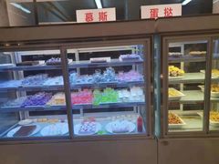 面包甜点陈列柜-玫瑰花园自助烤肉(顺义鑫海韵通店)