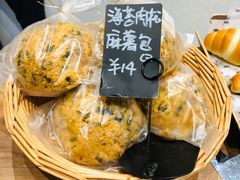 -沁屋面包店(人民东路店)