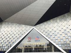 -东浩兰生上海世博展览馆