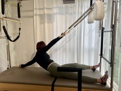 -橙沐普拉提瑜伽