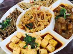 -令氏家外家周秦食府(高新店)