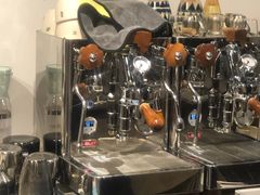 -Double cafe