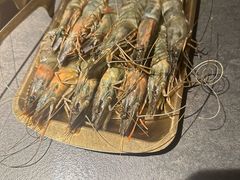 -铭牛烧肉·和牛海鲜自助(高新月牙湖店)