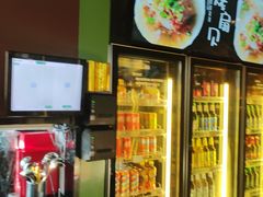 -曼听小寨海鲜烧烤·大连辣炒大王(盖州街店)