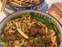 -镇南锅盖面馆(解放路店)