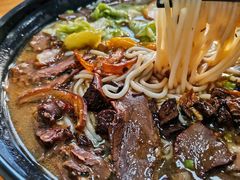 -花溪巷牛肉粉(泉城路店)