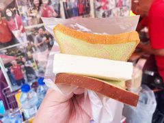 -詹爷爷乌节路街头冰淇淋