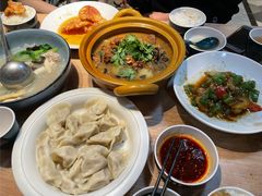 酸菜大肉饺子-东北小二东北菜(大车家巷店)