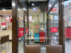 -李先生牛肉面大王(北京站售票厅餐厅)