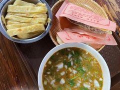-化三驴肉汤馆老店