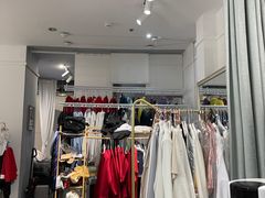 -易摄全家福照相馆(兰庭国际A座店)