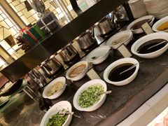 自助调料区-西安高新希尔顿酒店·咖啡露台西餐厅