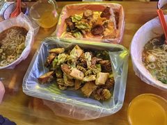 -二钢串叔麻辣烫(华龙大厦店)