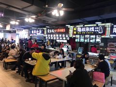 大堂-八一好吃街·高品美食广场