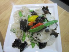 -宏记广东客家菜(丰汇店)