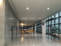 -上海跨国采购会展中心