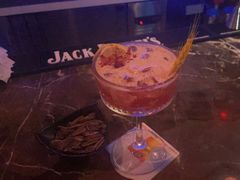 -聚点酒吧(龙湖滨江天街店)