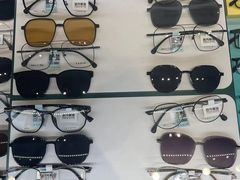 -明月眼镜(三坝店)