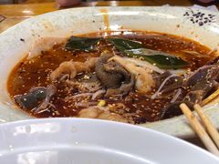 -八一路好吃街(雨田商务大厦店)