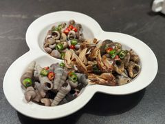 -五谷丰登农家院·地道胶东菜·海鲜烧烤(威海店)