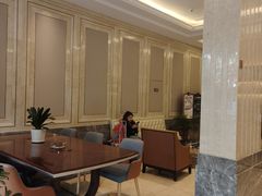 -西安大雁塔科技大学地铁站亚朵酒店