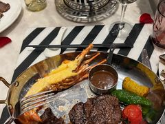 -万达文华酒店·48F云端窗景美食汇自助餐厅