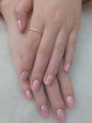 粉色系-甲壳儿美甲美睫