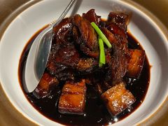 黄鱼鲞目鱼红烧肉-三利音·玖弄小鲜(浦东嘉里城店)