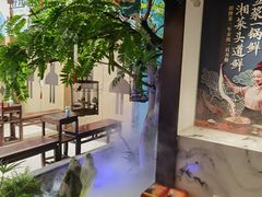 -佬麻雀·新湘菜(珠海金发购物中心店)