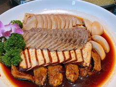 鸿运卤水拼-刘胖子家常菜·蹄花焖藕(中南店)
