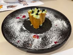 蟹肉牛油果脆卷-蔡澜点心·粤菜(西单大悦城店)