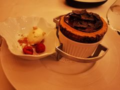 榛子舒芙蕾-福楼法餐厅FLO